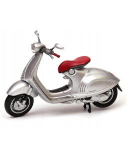 Welly Vespa 2017 946 (silver) 1:18