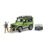 Bruder 2587 Land Rover Defender, figurka lesníka se psem